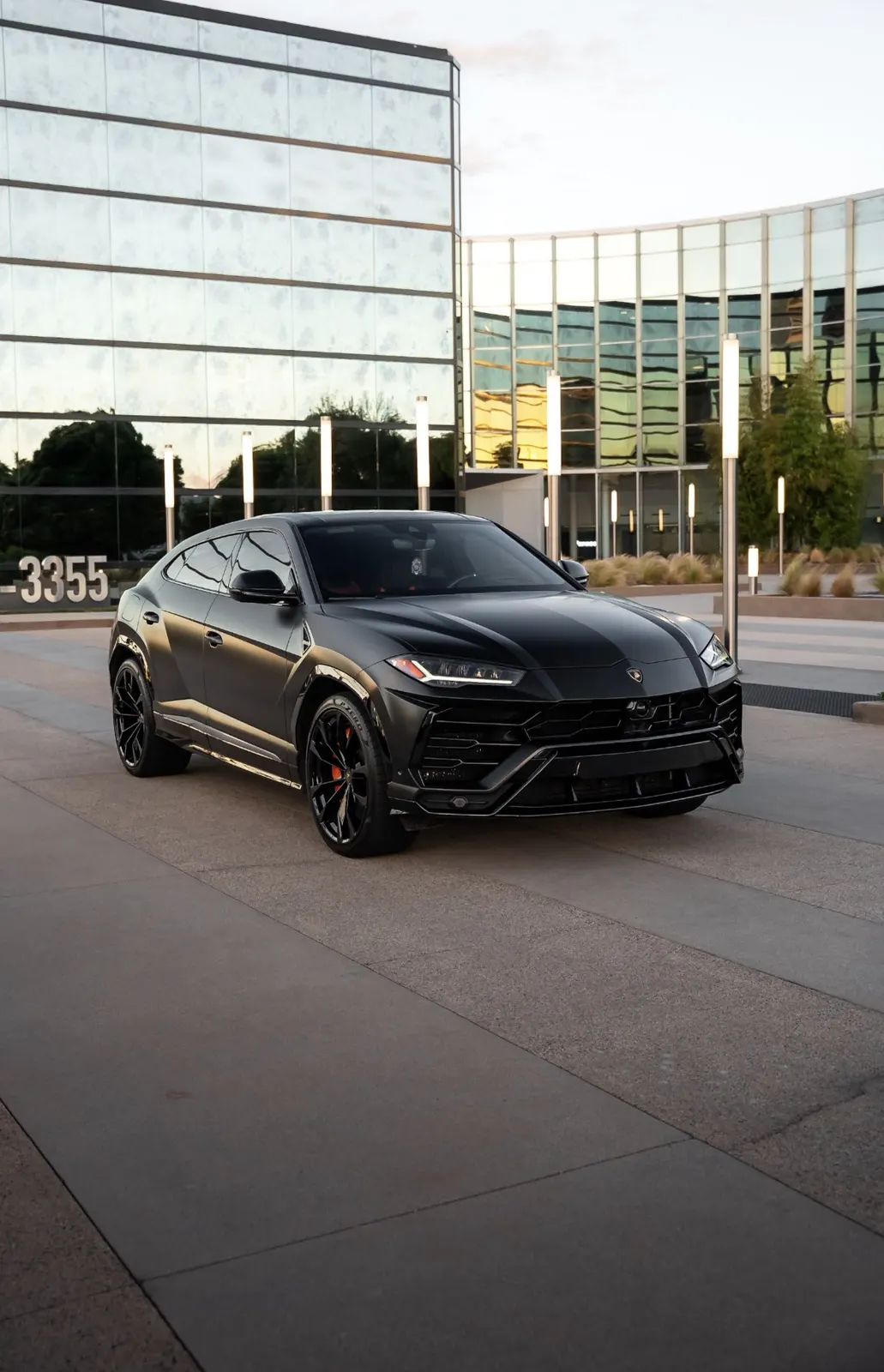 Urus Matte Black
